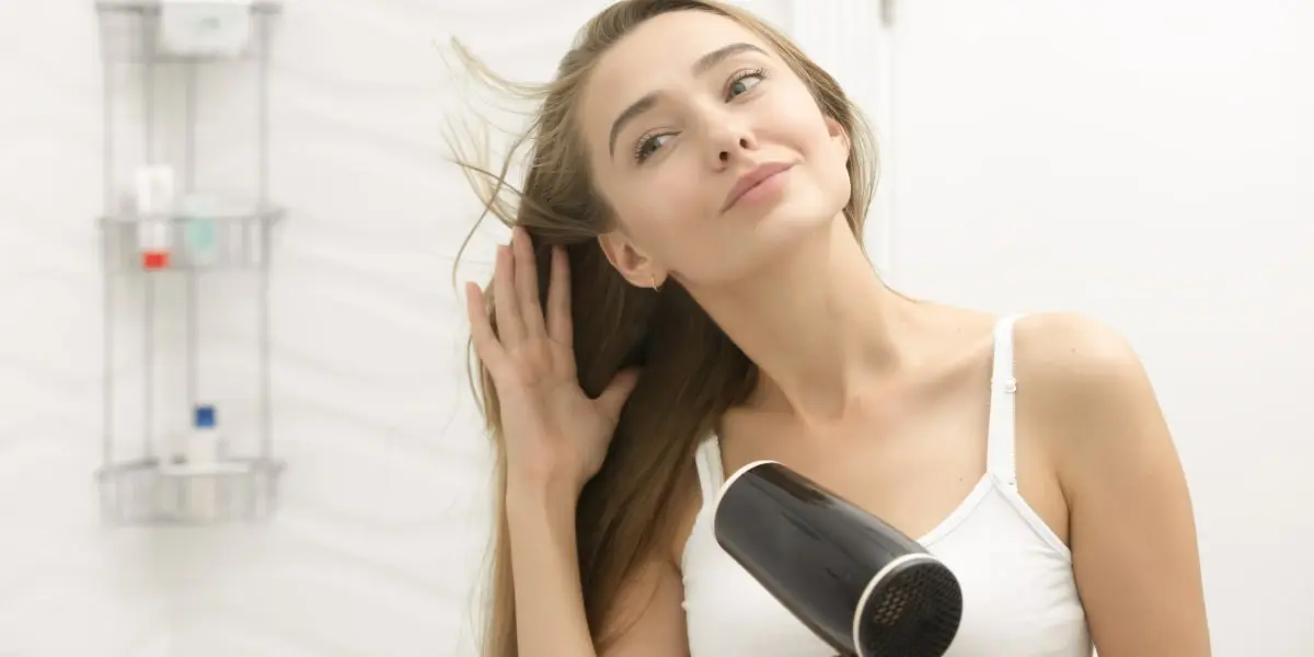 Avoid heat styling - हीट स्टायलींग टाळा