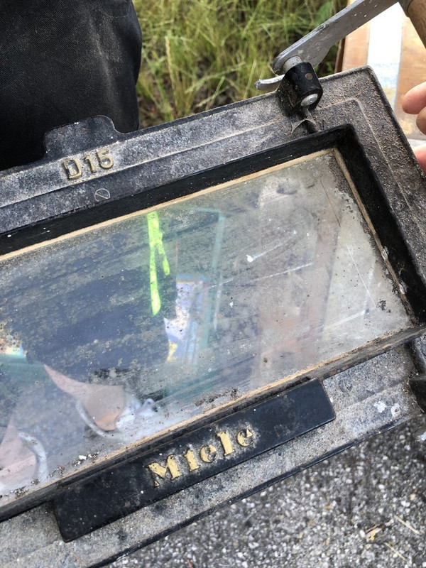 6E10E898-B432-4A24-BAB4-3B211F55C597