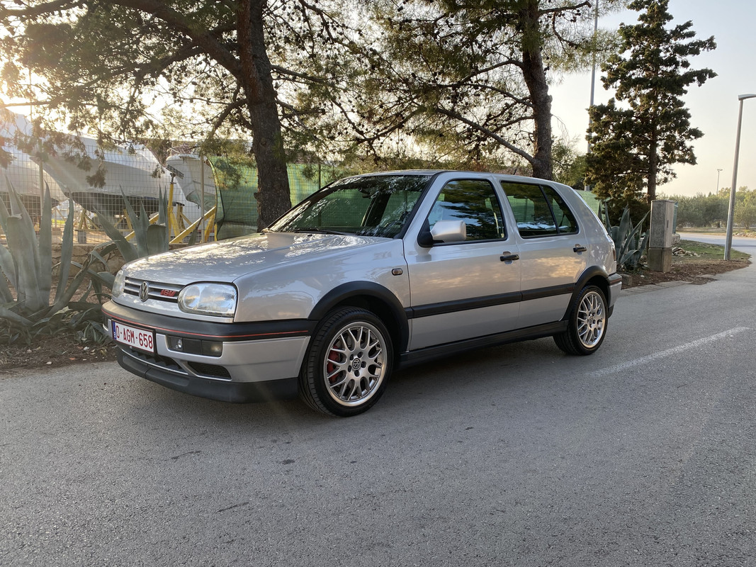 B7DEC700-4936-4D08-A21F-4DDA42DB8170