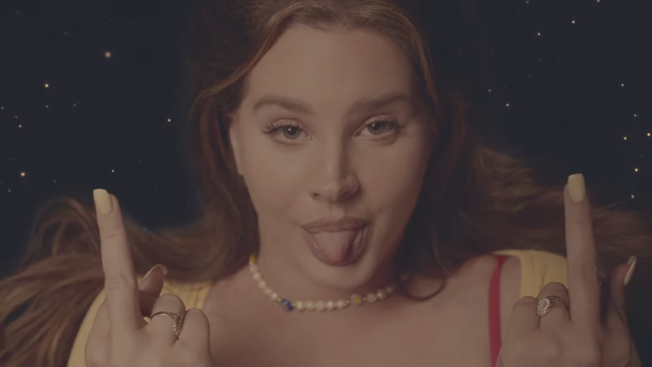 Lana-Del-Rey-Arcadia-Official-Video-4-19