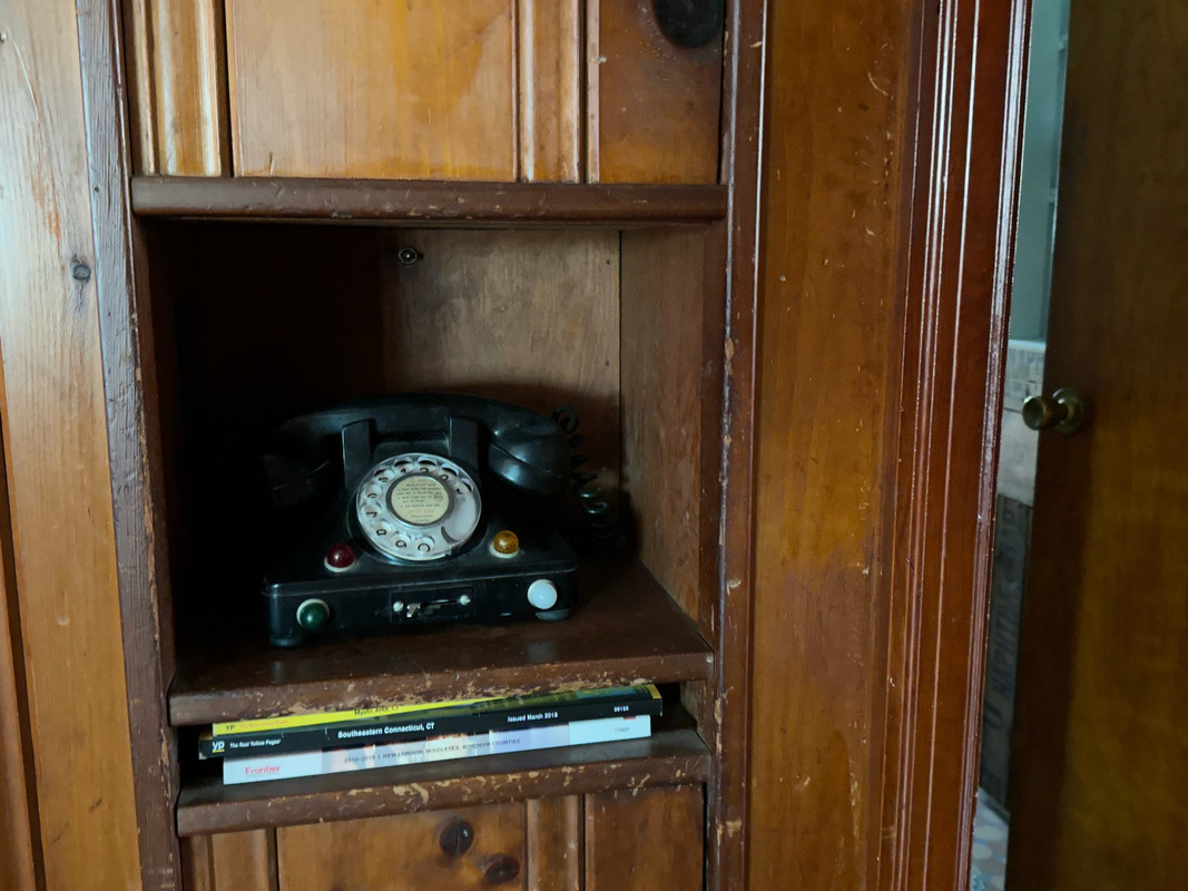 49FB2D73-30F3-4B1E-9E0E-B3F4E8CB205C