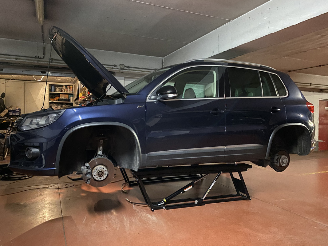 80640CF2-9802-4387-A12D-632308534390