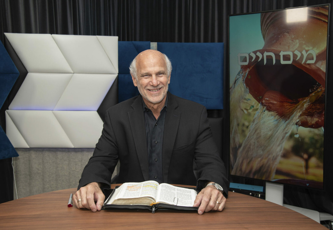 04_reuven-0316-2048x1414-2-1536x1061