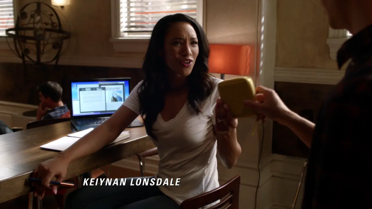 The.Flash.S03E01.Flashpoint.1080p.BDRip.ITA.ENG.AC3.FLAC.x264-BlackBit[screenshot 1]