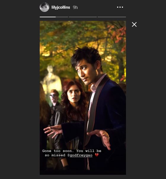 Lily Collins, lawan main Mortal Instruments Gao, memposting di Instagram Story-nya, berbagi foto dari film yang mereka mainkan bersama. 