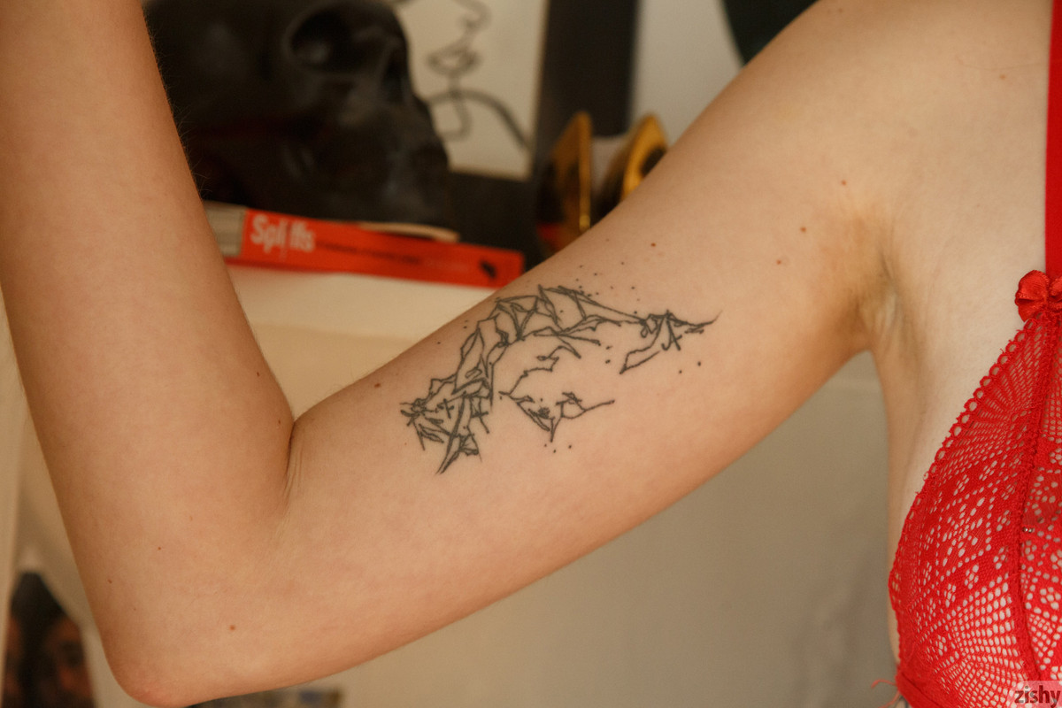 full_011_3491083416170233