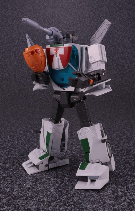 MP20-Plus-Wheeljack-07