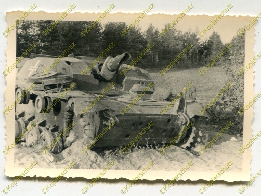Foto, Wehrmacht, zerstörtes Sturmgeschütz III, Stug, Nahaufnahme