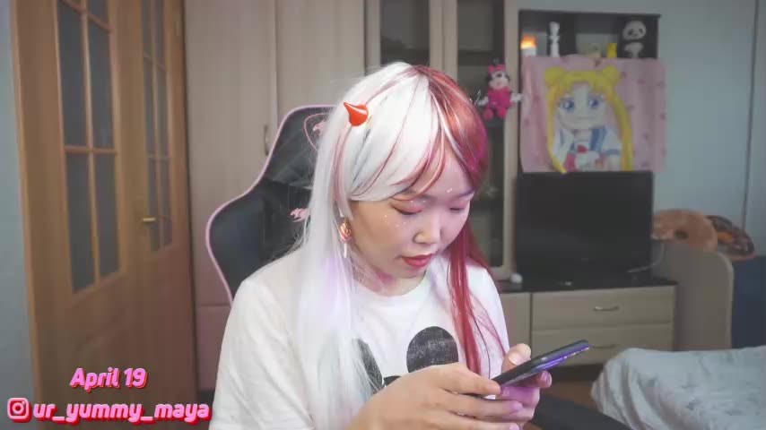 yummy_maya chaturbate Apr 19 2021 05-59-04