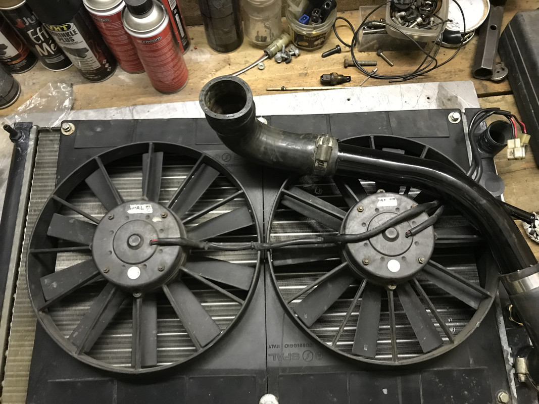 CEDAAAA4-1D5E-46B1-92CD-4DE1118E7D9B