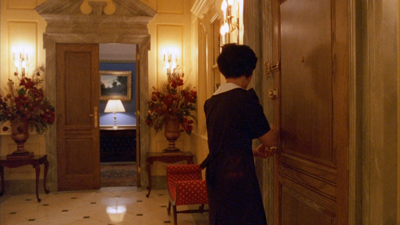 Eyes Wide Shut 1999 (1080p x265 10bit Tigole).mkv_snapshot_00.43