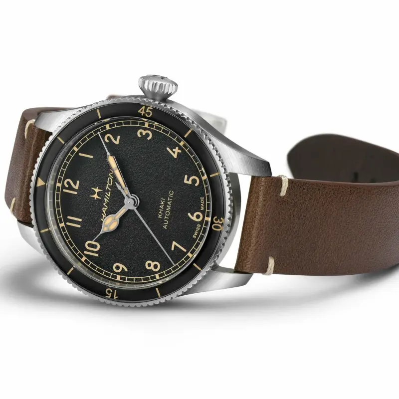 A la recherche d'une 2e montre auto : besoin de conseils Hamilton-Khaki-Aviation-Pilot-Pioneer