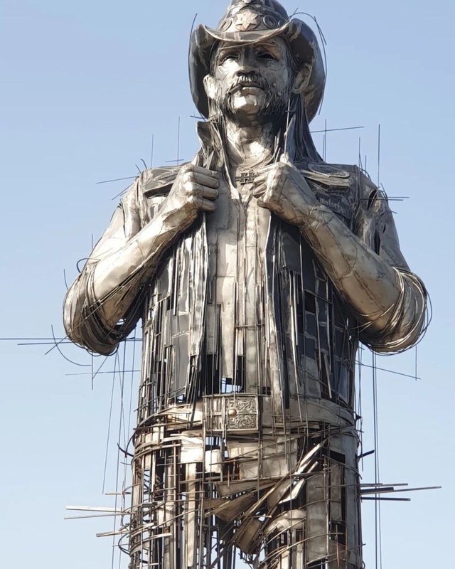 [Bild: 202206-News-Motorhead-Lemmy-statue-1.jpg]