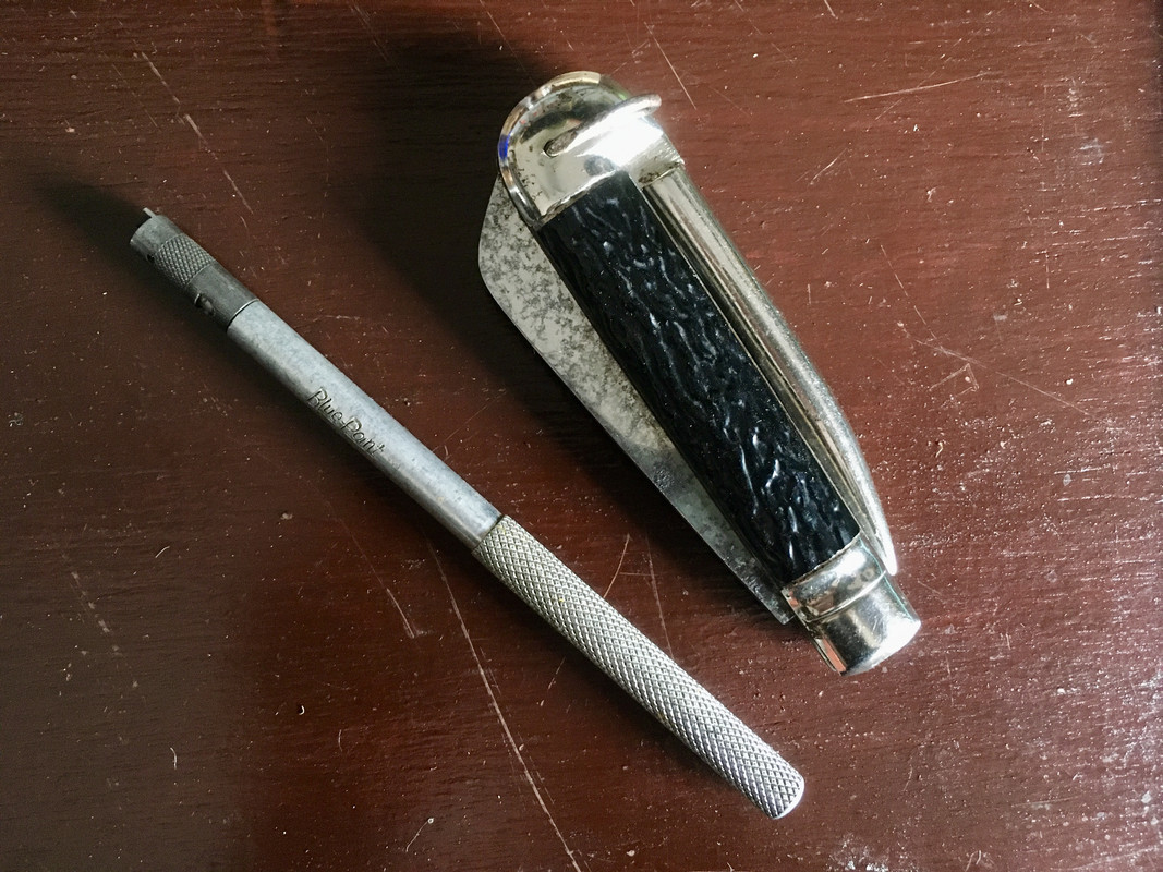 BFE49272-0C4E-4AA5-9B86-AC54F4637C51