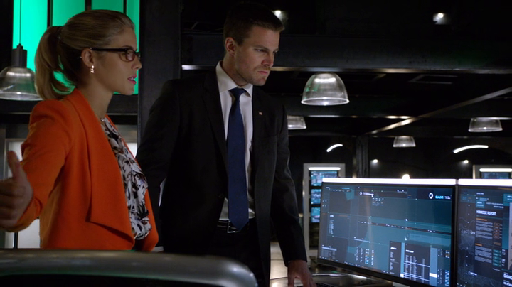 Arrow.S05E01.Retaggio.BDMux.ITA.ENG.x264-BlackBit[screenshot 6]