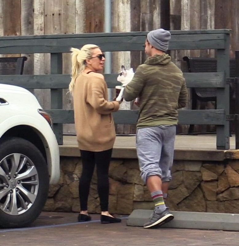 1-7-17-At-a-Starbucks-in-Malibu-001.jpg