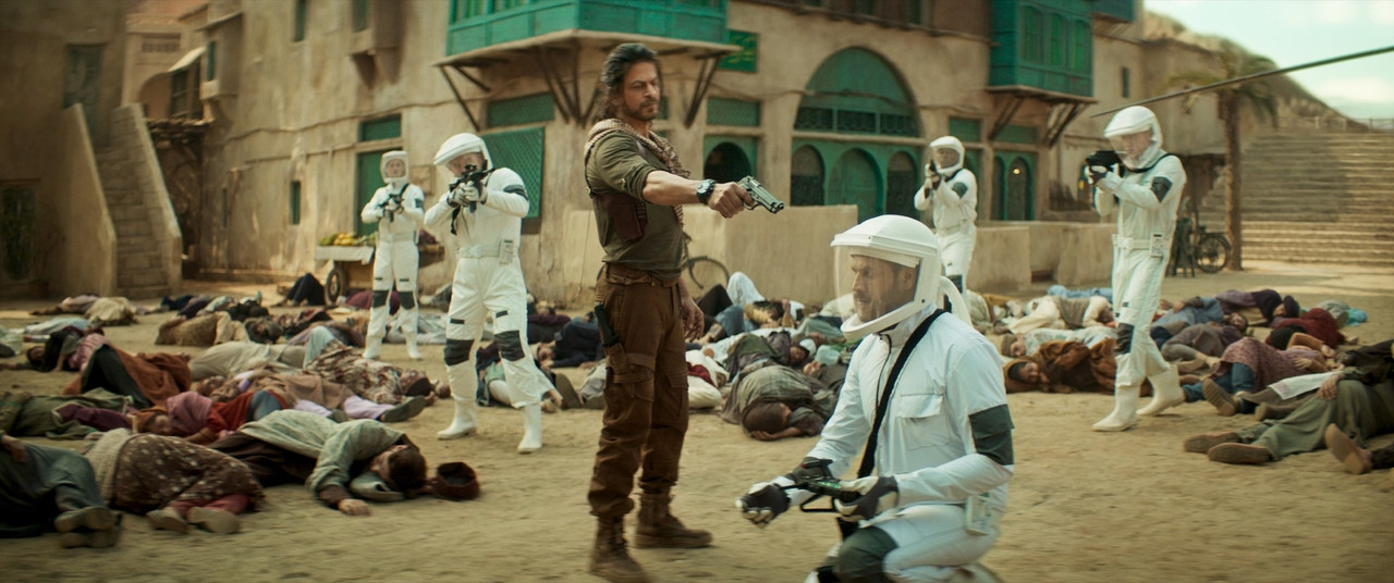 Pathaan (2023) (1080p BluRay x265 SAMPA).mkv_snapshot_09.42.717