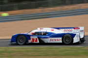 24 HEURES DU MANS YEAR BY YEAR PART SIX 2010 - 2019 - Page 11 12lm07-Toyota-TS30-Hybrid-A-Wurz-N-Lapierre-K-Nakajima-3