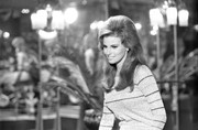 raquel-welch-f05