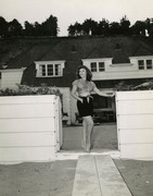 paulette-goddard-mc52