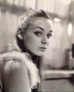 genevieve-grad-a58