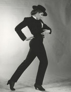 Julie-Newmar-mb42