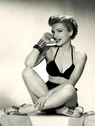 Anne-Baxter-a93
