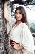 Caroline-Munro-d12