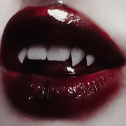 Lips and fangs