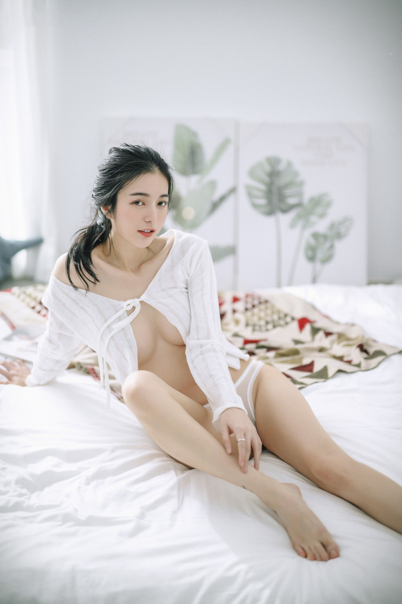 JVID辰辰《妖精女友》写真照，内裤，慵懒与性感美图插图5