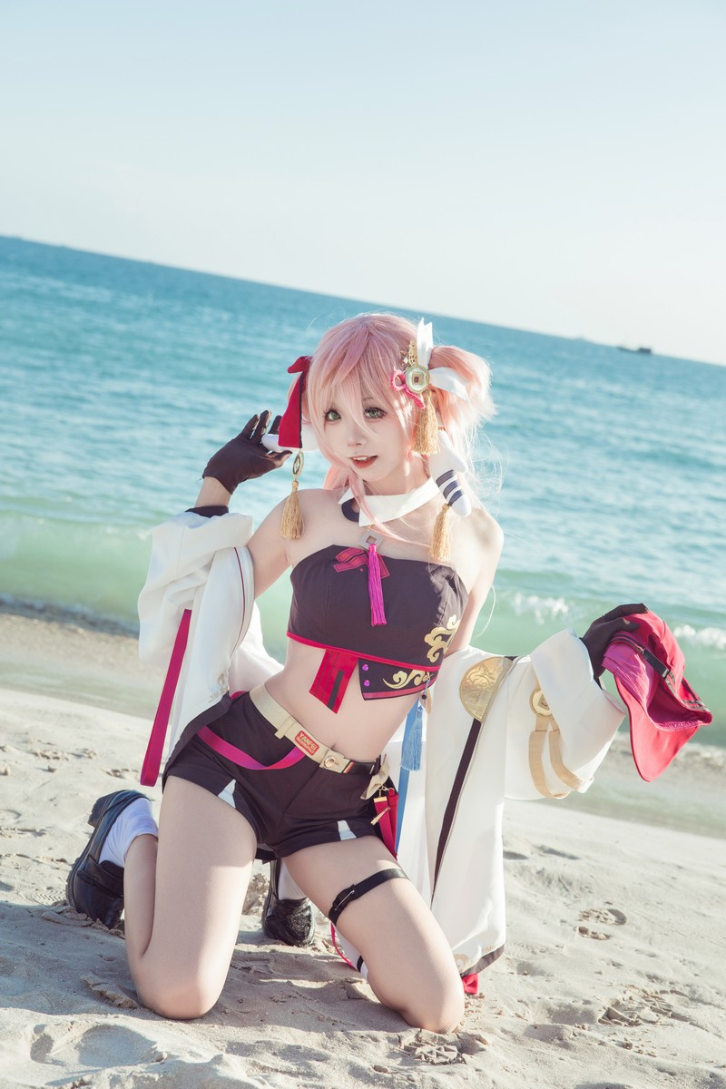 艾西Aiwest 原神烟绯花鸟与情Cosplay写真图集 烟绯角色高清图集 29P (176.4M)插图5