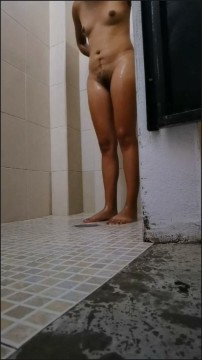 [Image: Voyeur54575122217.jpg]