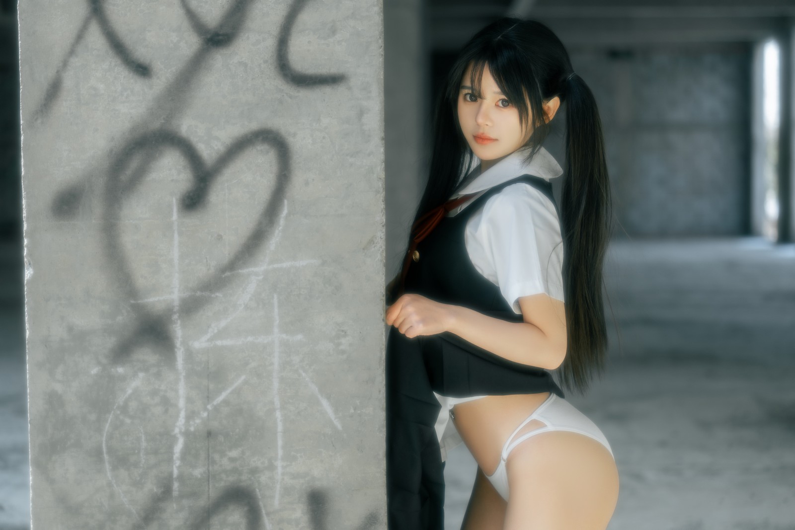 rua阮阮 失乐园 主题 写真图集｜暗黑氛围系私房摄影（55P｜687MB）插图2