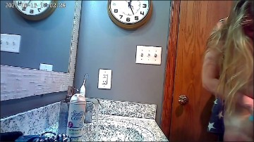[Image: Voyeur8455082132.jpg]