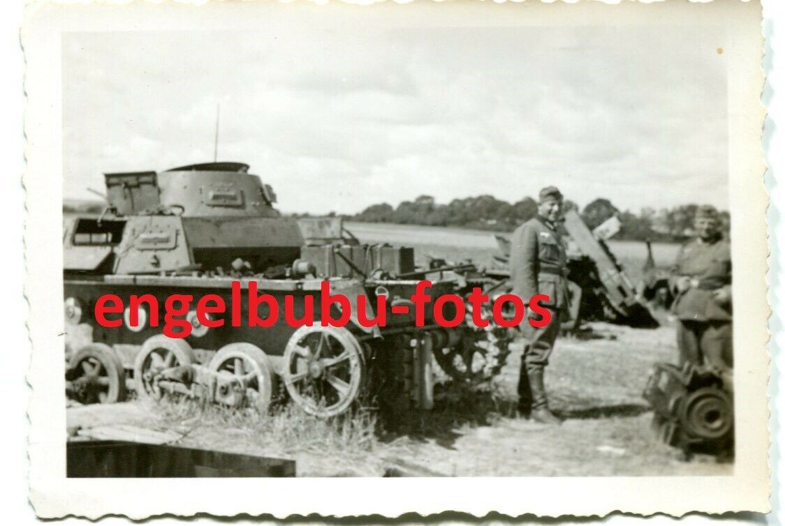 FOTO - PANZER - Deutscher Panzer I - Frankreich - Einsatz - zerstört - 2