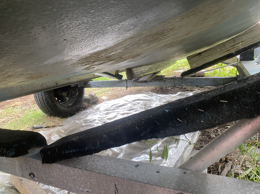 AC5A06F8-5888-43F0-9599-F4A3D4D64A04