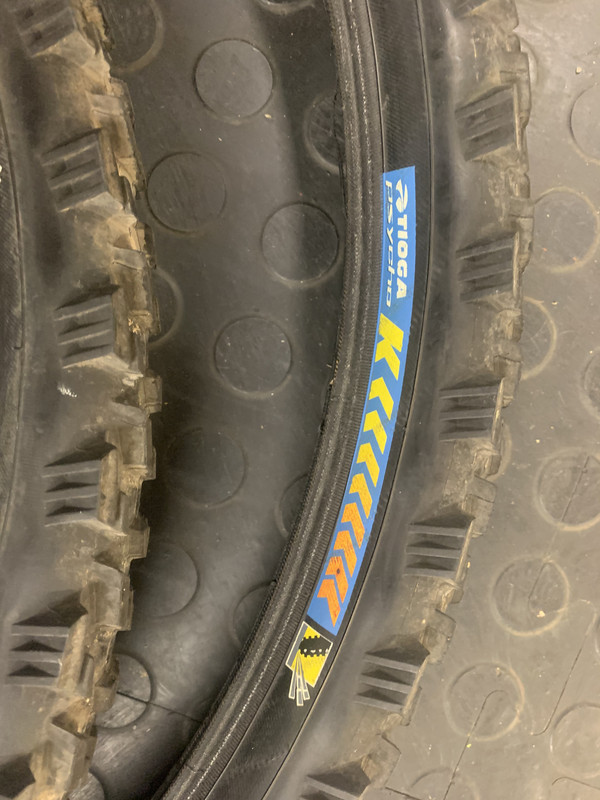 06800442-92E5-46F1-A202-C74981BD3F68