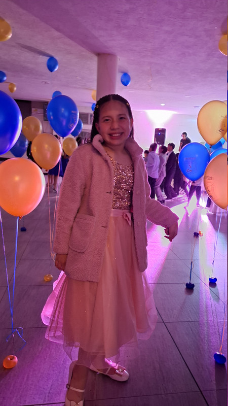 Prom (122)
