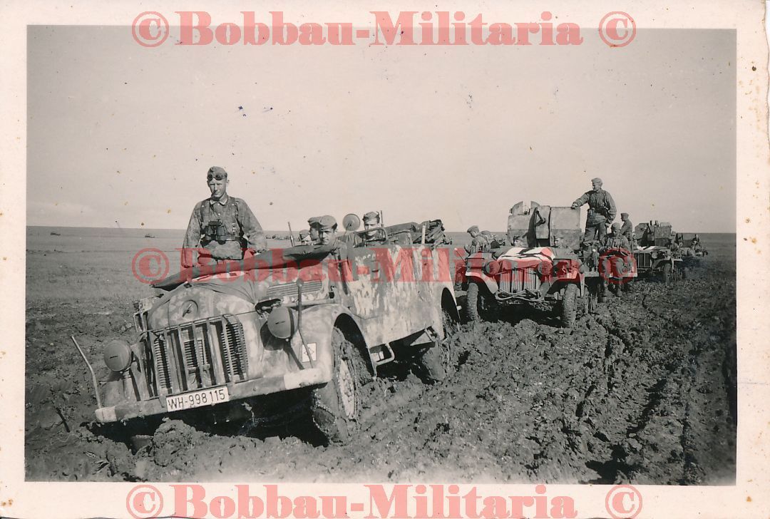 Steyr 1500 A Kübelwagen Front Schlamm Eichenlaub-Schlupfhemden K