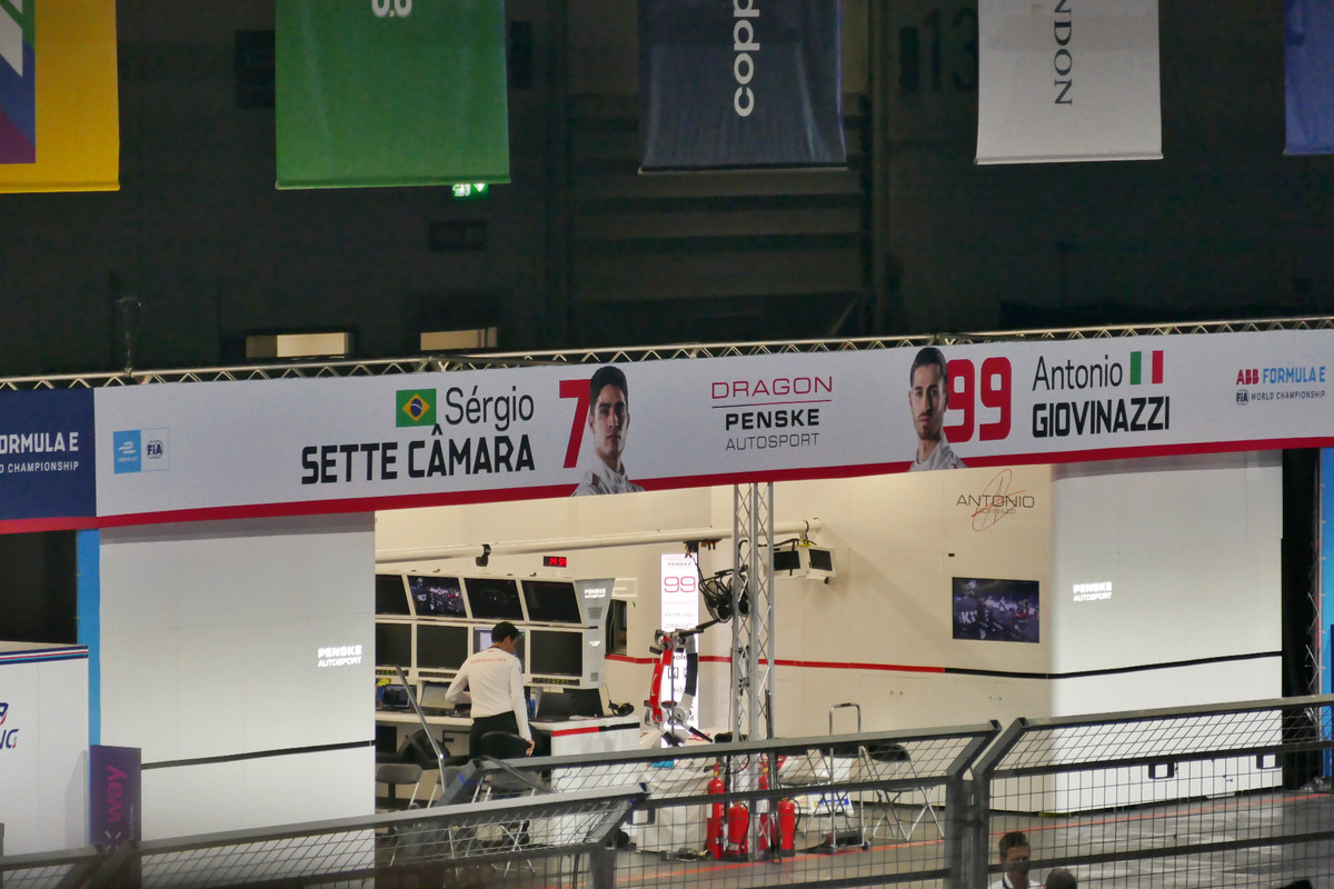 AAB72DF9-47E9-497B-B433-77F4D46E4F41