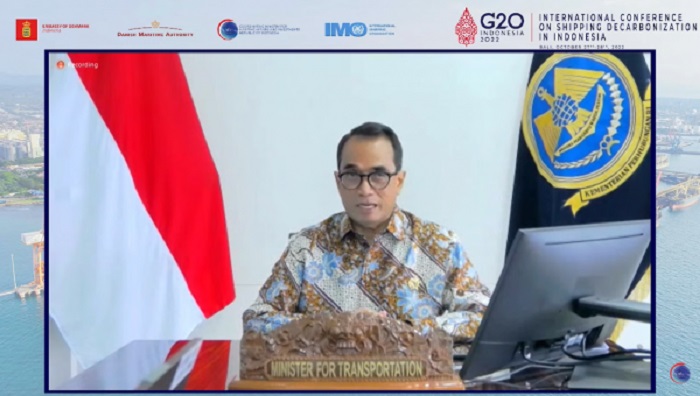 Menteri Perhubungan Budi Karya Sumadi dalam konferensi internasional bertema “Shipping Decarbonization in Indonesia” yang diselenggarakan oleh Kemenko Bidang Maritim dan Investasi dan Otoritas Maritim Denmark, Kamis (27/10/2022).