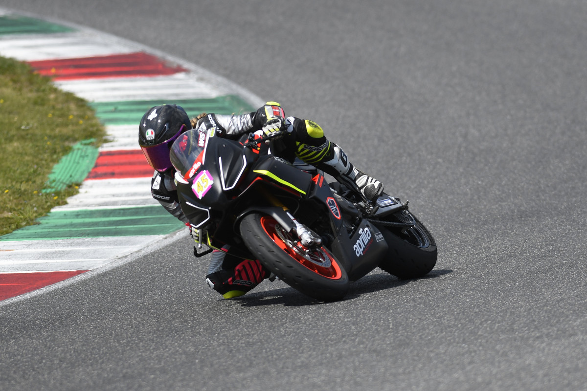 756E1CBE-8620-4C0F-98C9-DB89C1D78C7F