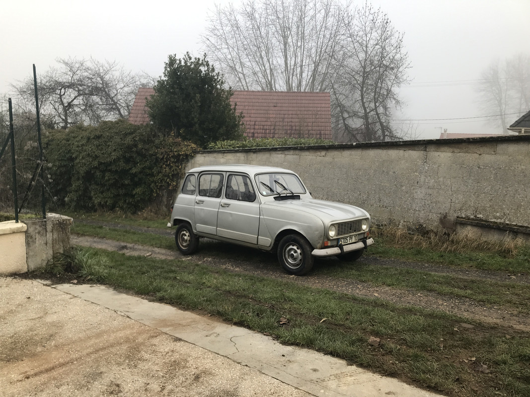 EEDCB6C7-FF8A-41A2-93F3-52370AA2F5BD