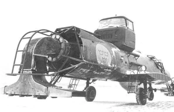 former-swedish-fighter-jet-j32-with-its-wings-and-tail-v0-z2ey1gmoaf9e1.webp
