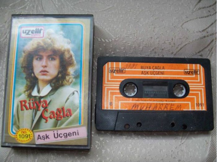 Rüya Cagla - Aşk Üçgeni (Uzelli)