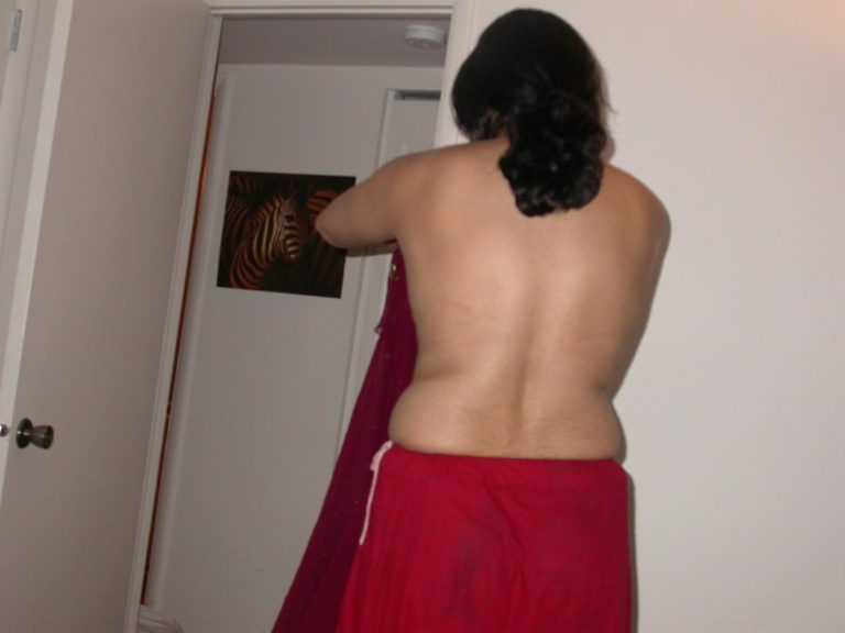 hot-real-photos-of-backside-of-aunty-768x576.jpg