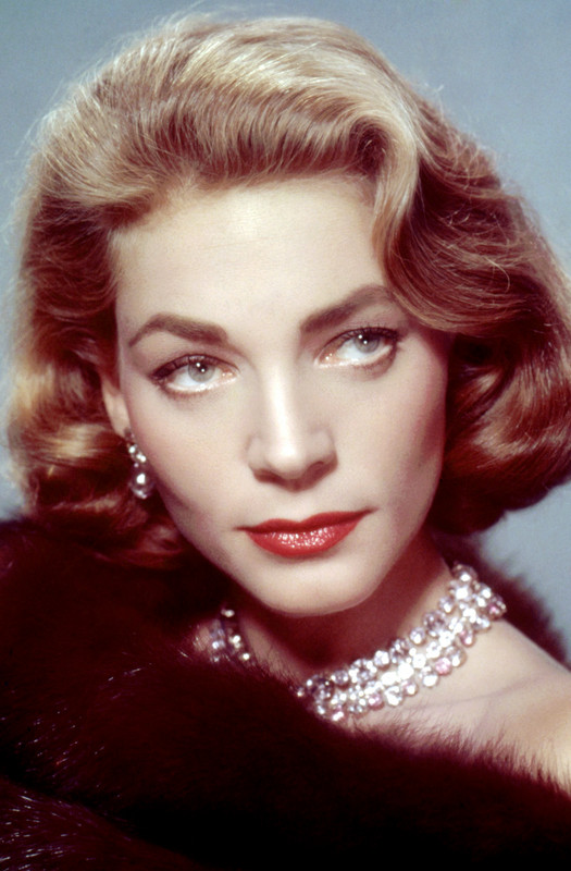 Lauren_Bacall_c54