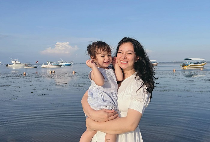 Momen liburan Asmirandah ke Bali.