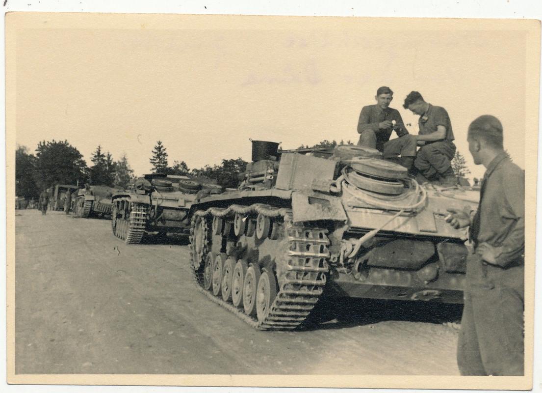Foto - Panzer vor der Düna - 2.WK