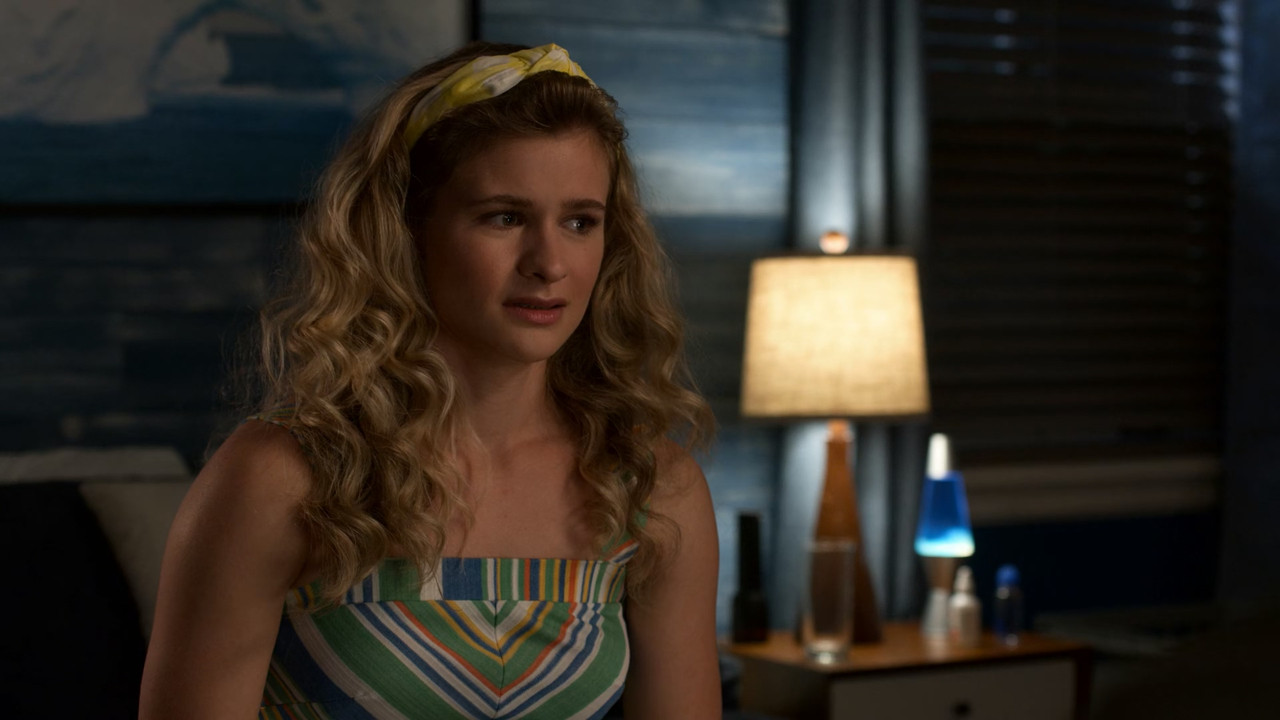 Atypical (2017) S03E01 Best Laid Plans (1080p NF WEB-DL x265 10b